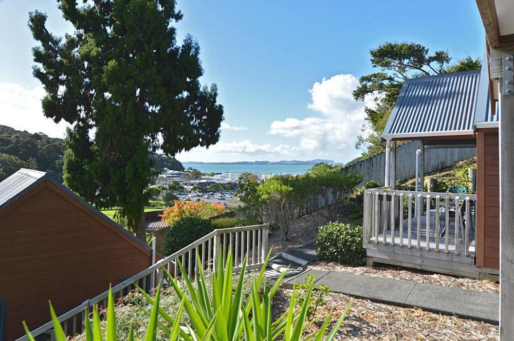 Bay Cabinz Motel