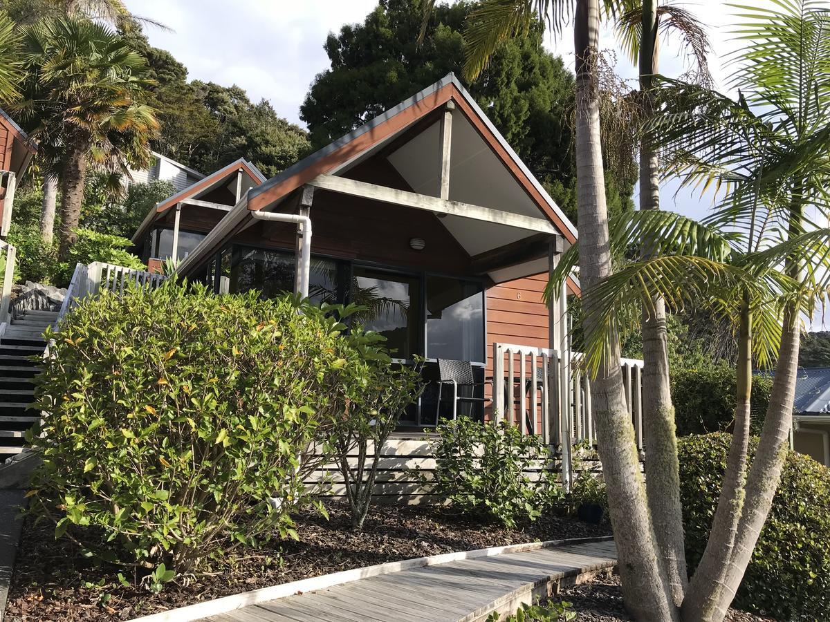 Bay Cabinz
