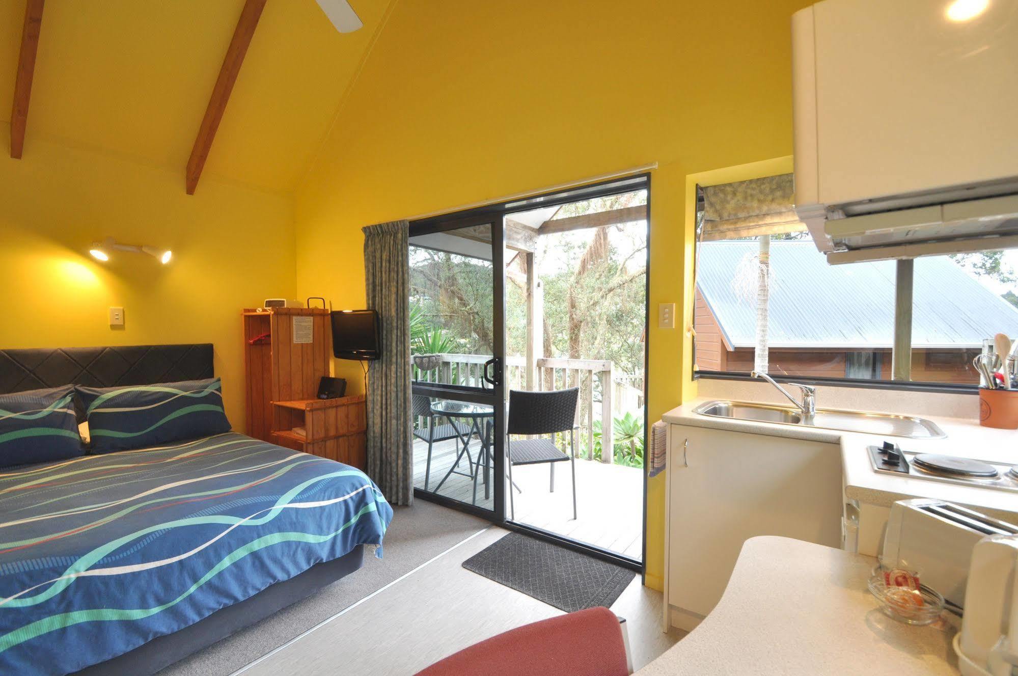 Motel Bay Cabinz 4*